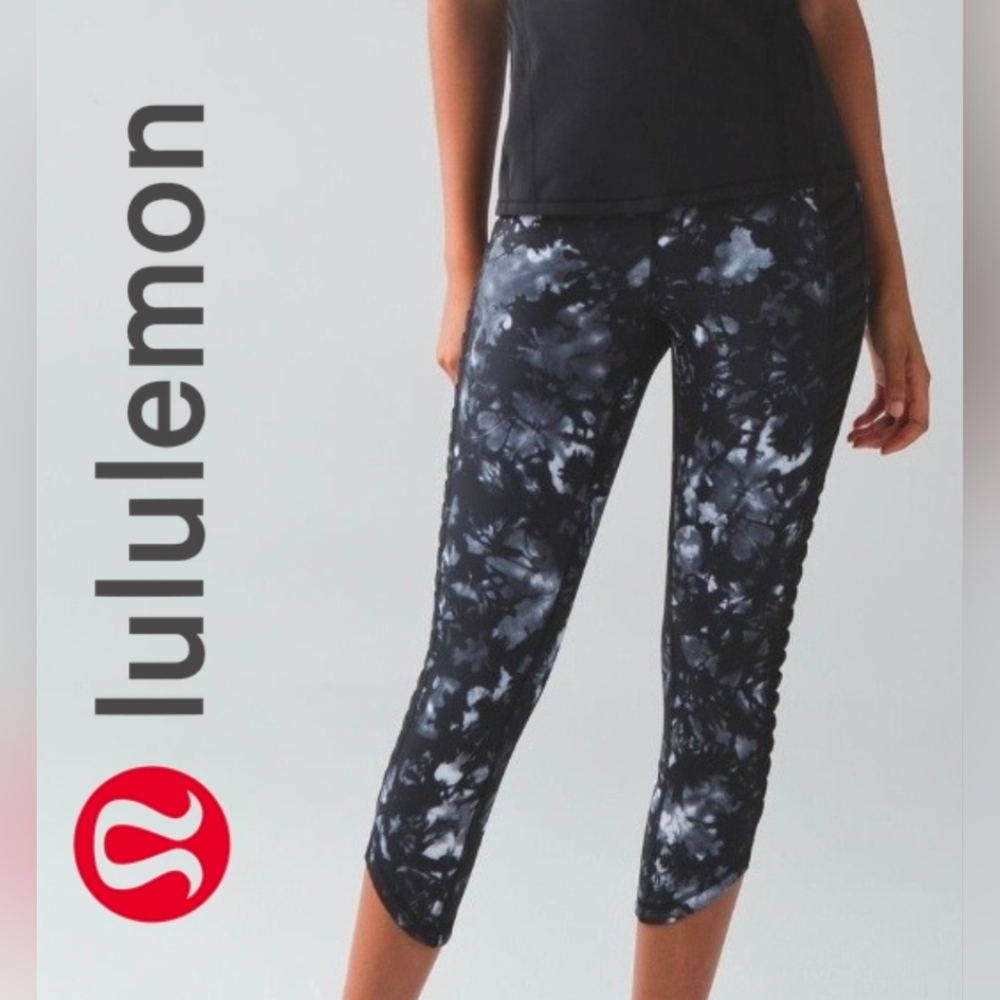 Lululemon Sunshine Salutation Crop Luxtreme Dusk Dye White Black EUC Size 4